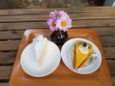 อาหาร หรือ เครื่องดื่ม