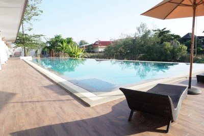 สระว่ายน้ำ/ชายหาด