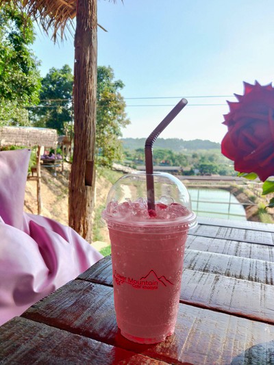 แดงมะนาวโซดา