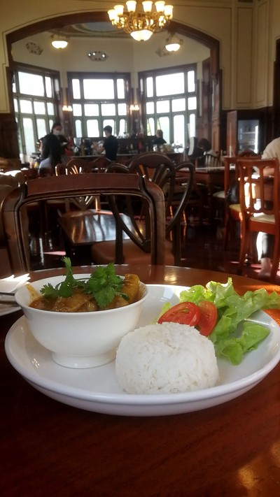 ข้าวมัสมั่นไก่