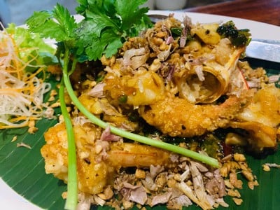 กุ้งผัดพริกเกลือ