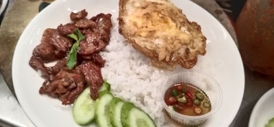 หมูเทียมไข่ดาว43บาท