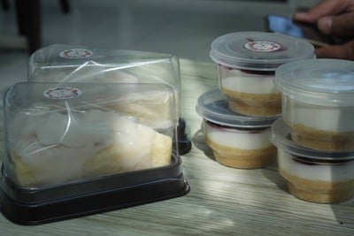 อาหาร หรือ เครื่องดื่ม