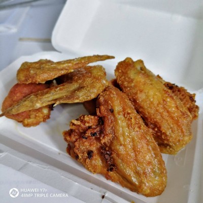 ปีกไก่ทอด