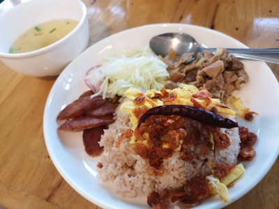 ข้าวน้ำพริกลงเรือ