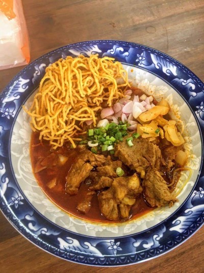 ข้าวซอยหมู