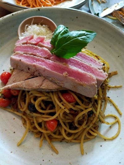 อาหาร หรือ เครื่องดื่ม