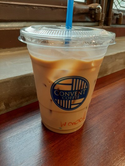 คาเฟ่ ลาเต้ (ย็น)