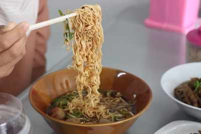 มาม่าฮายี ลูกชิ้นจัมโบ้