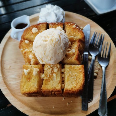 HONEY TOAST