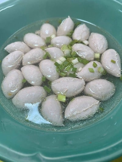 ลูกชิ้นล้วน