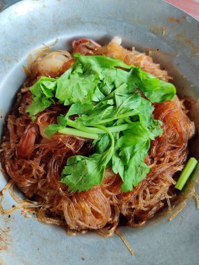 เมนูของร้าน เรือนทับทิม นครชัยศรี