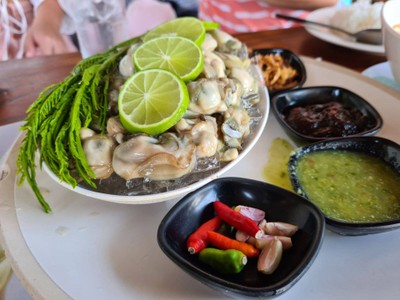 หอยนางรมทรงเครื่อง