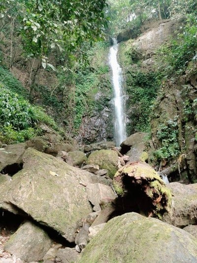 บรรยากาศ น้ำตกผางามงอน