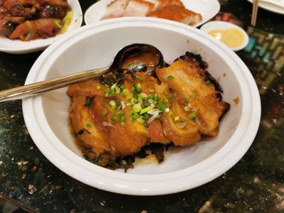 หมูสามชั้นตุ๋น