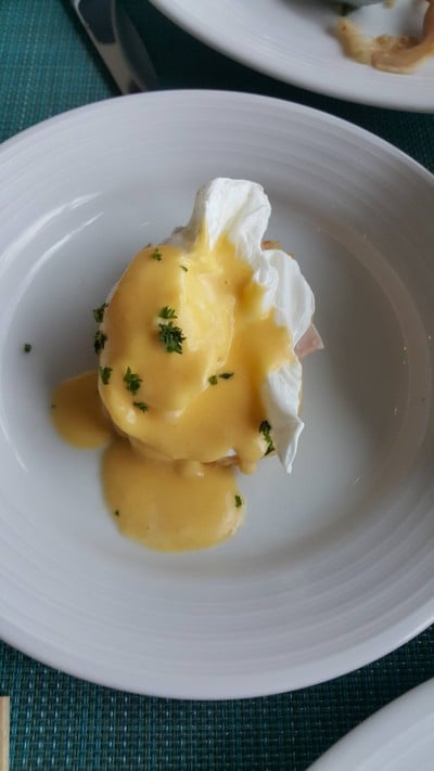 EGG BENEDICT