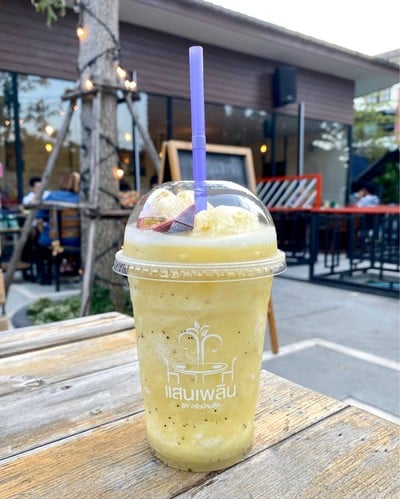 สมูทตี้เสาวรส