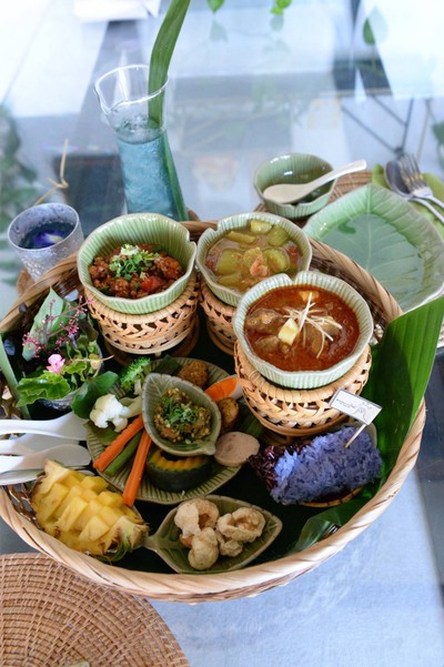 มินิเซตขันโตก