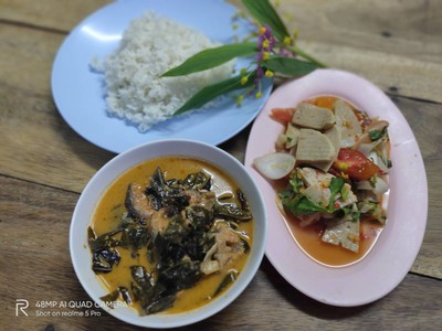 - ของโปรดประจำร้าน