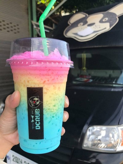 นมเย็นเรนโบว์