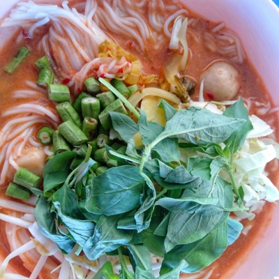 ขนมจีนน้ำยาปลา