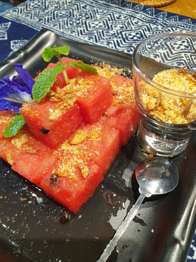 ปลาแห้งแตงโม - Fried Died Fish With Watermelon
