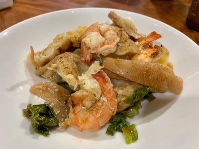 เมนูของร้าน ก๋วยเตี๋ยวคั่วไก่ สวนมะลิ (เจ๊เค็ง เจ๊งิ้ม) ถ.เฉลิมเขต 4