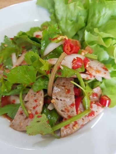ยำหมูยอ