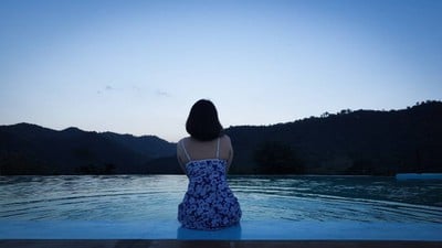 สระว่ายน้ำ/ชายหาด