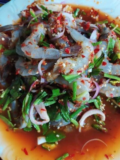 ยำกุ้ง (สดหรือสุก)