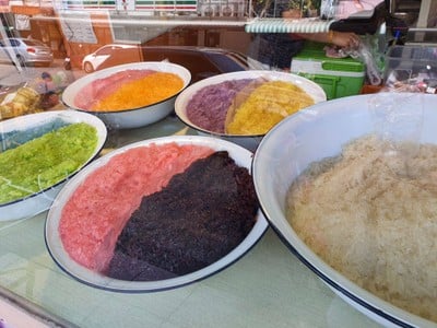 ข้าวเหนียวมูน 9 สี