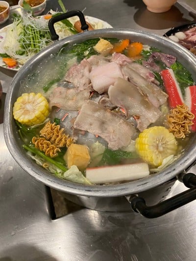 ช้อนทองหมูกระทะ  เขาใหญ่