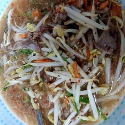 เกาเหลาหมูต้มยำ