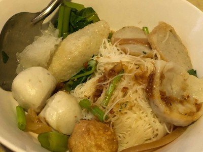 ก๋วยเตี๋ยวเย็นตาโฟ