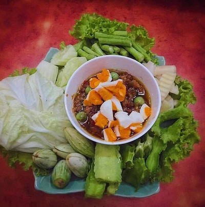 น้ำพริกนัวๆแซ่บๆ เสริฟพร้อมผักเคียง นัวส์มาก🤤