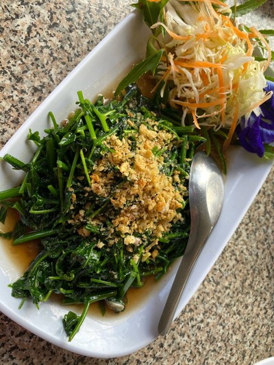 ยำผักกูด