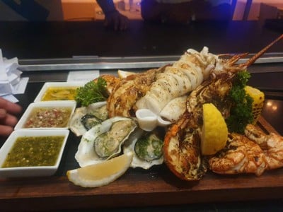 เมนูของร้าน Catch Beach Club