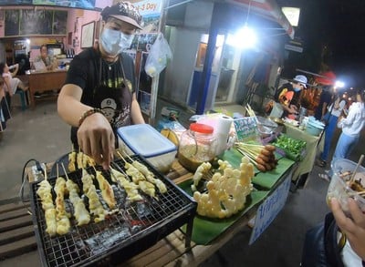 ไข่ปลาหมึกย่าง