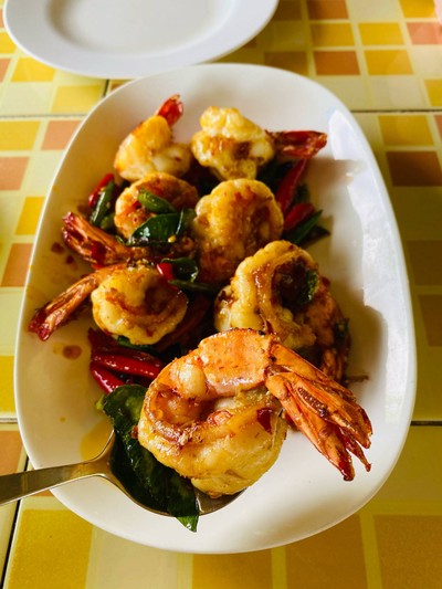 กุ้งผัดพริกขี้หนู