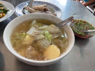 แกงจืดเต้าหู้หมูสับ