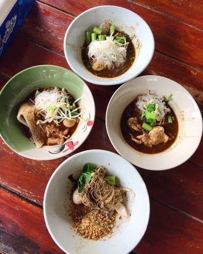 ก๋วยเตี๋ยวเรือคลองสระบัว