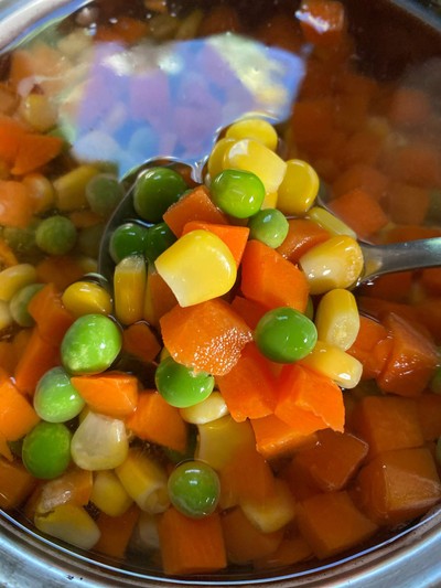 วิธีทำ ทูน่าคอร์นสลัด 🐟🥕🌽