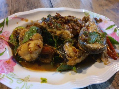 ปลาค้าวผัดพริกสด