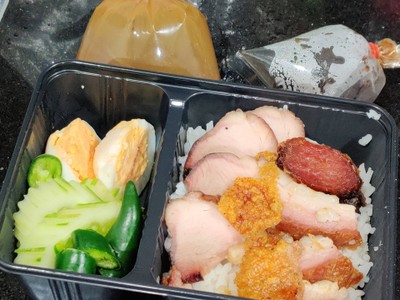 อาหาร หรือ เครื่องดื่ม