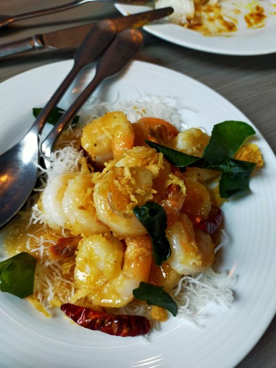 Deep Fried Prawns in Tamarind Sauce