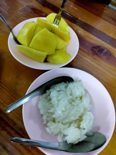 ข้าวเหนียวมะม่วง