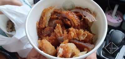 หมูทอดเจ๊จง สามย่านมิตรทาวน์ (Samyan Mitrtown)