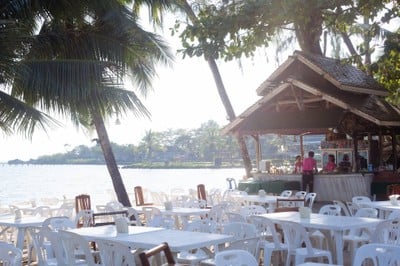 เย็นสบาย (coconut Beach Resort) เกาะช้าง (ครัวฮาลาล)