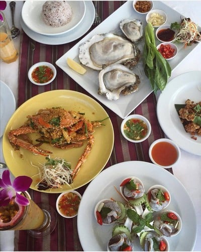 อาหาร หรือ เครื่องดื่ม