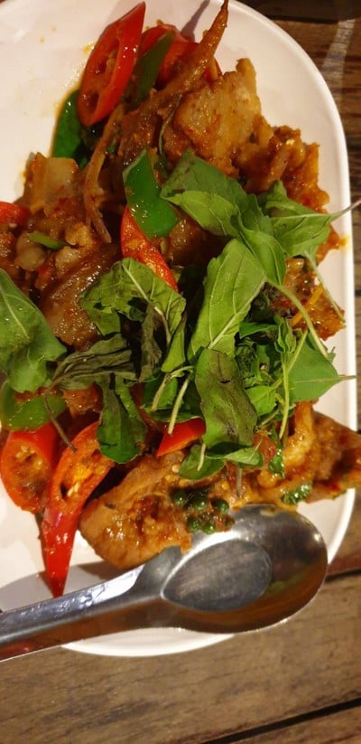 ผัดเผ็ดหมูป่า